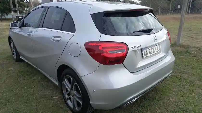 Mercedes-Benz Clase A 1.6 A200 Urban 156Cv 2017 - foto 5