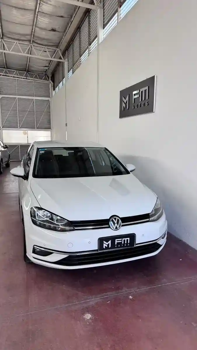 Volkswagen Golf 1.4 Comfortline Tsi 2018 - foto 3