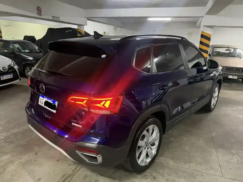 Volkswagen Taos 1.4 250 Tsi Comfortline 2023 - foto 5
