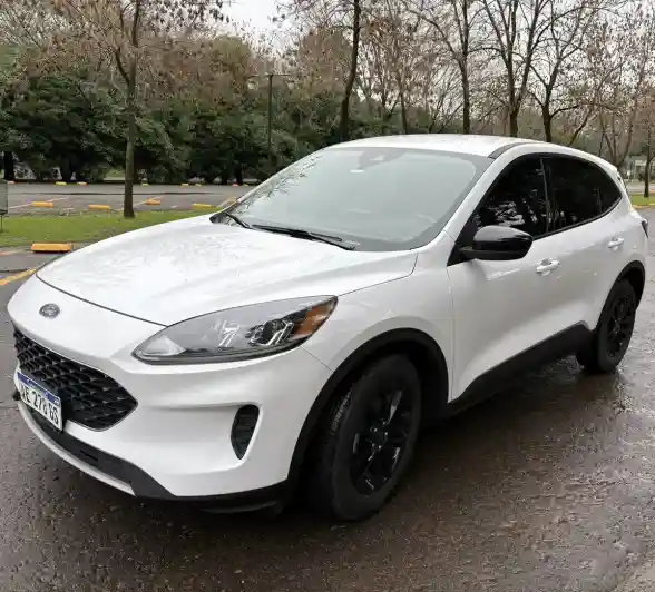 Ford Kuga 2020 - foto 1
