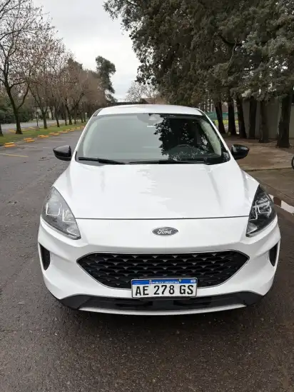 Ford Kuga 2.5 Hibrida 4X2 Aut 2020 - foto 2