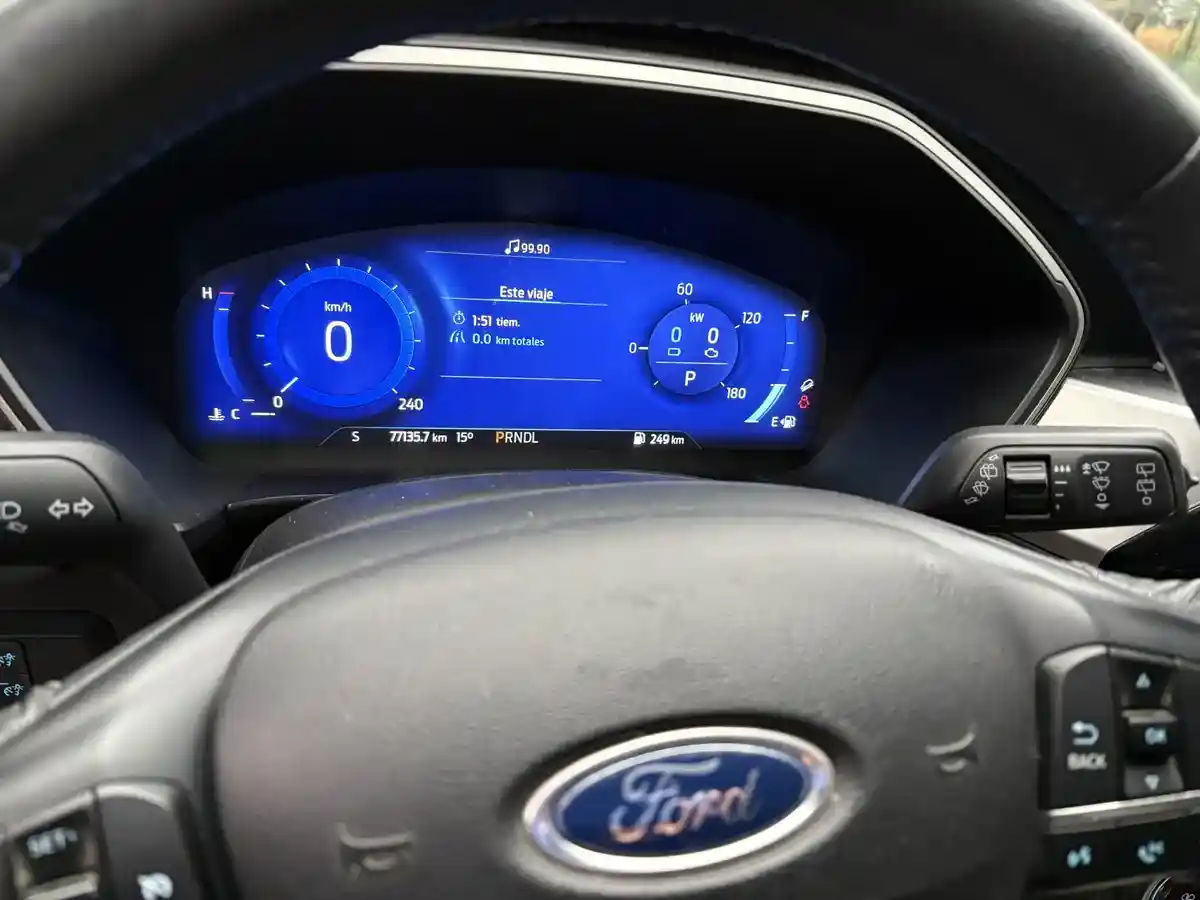 Ford Kuga 2.5 Hibrida 4X2 Aut 2020 - foto 5