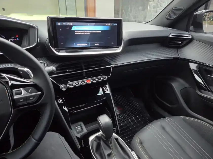 Peugeot 2008 1.0T Gt 2026 - foto 5