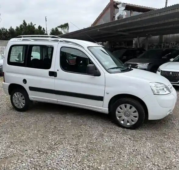 Citroën Berlingo Multispace 1.6 Xtr Hdi 92Cv 2023 - foto 1