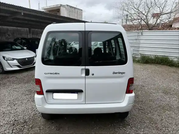 Citroën Berlingo Multispace 1.6 Xtr Hdi 92Cv 2023 - foto 4