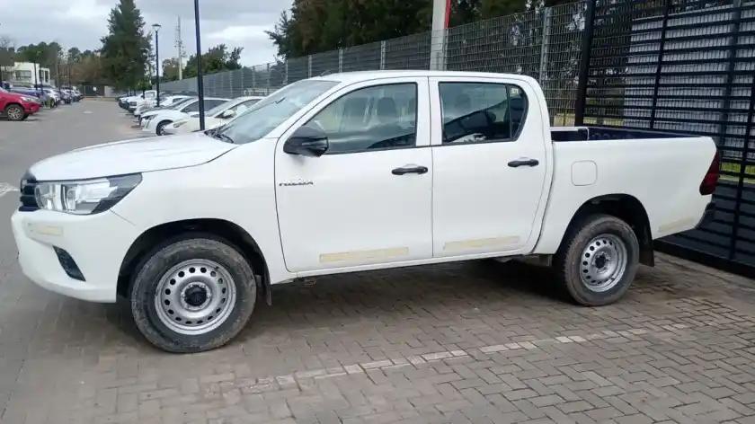 Toyota Hilux Pick-Up 2.4 Cd Dx 150Cv 4X2 2023 - foto 4