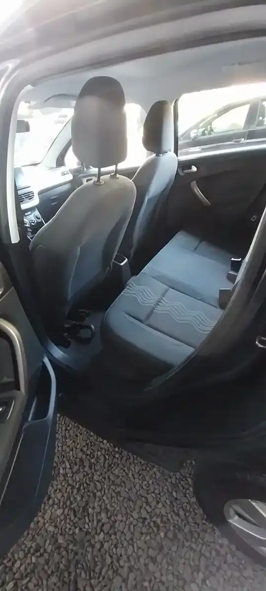 Peugeot 2008 1.6 Allure 2018 - foto 3