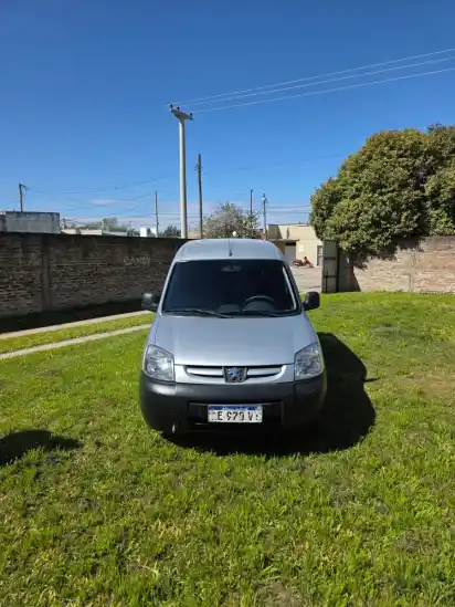 Peugeot Partner 1.6 Hdi Confort 2021 - foto 2