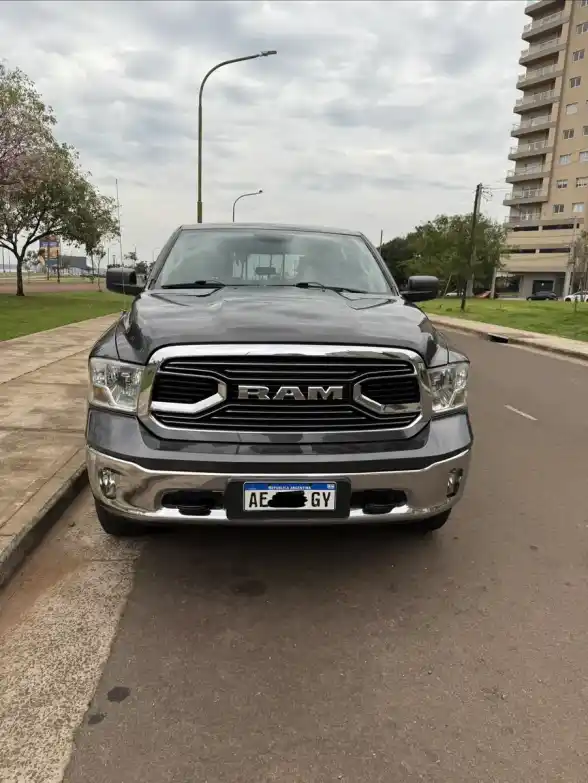 Ram 1500 5.7 Laramie Atx V8 2020 - foto 2