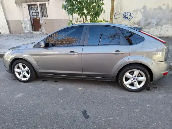 Ford Focus 2 1.6 Trend Sigma 2012 - foto 3