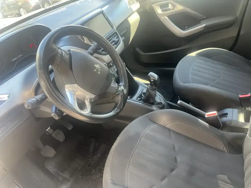 Peugeot 208 1.6 Allure 2016 - foto 5