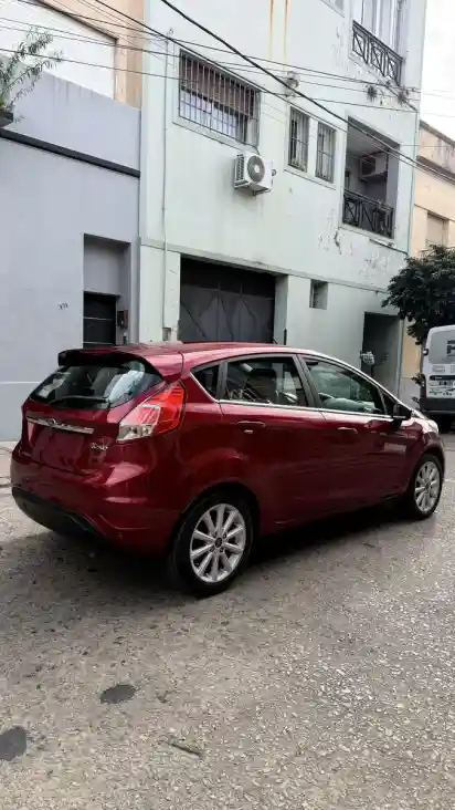 Ford Fiesta Kinetic 1.6 Titanium Powershift 120Cv 2018 - foto 4