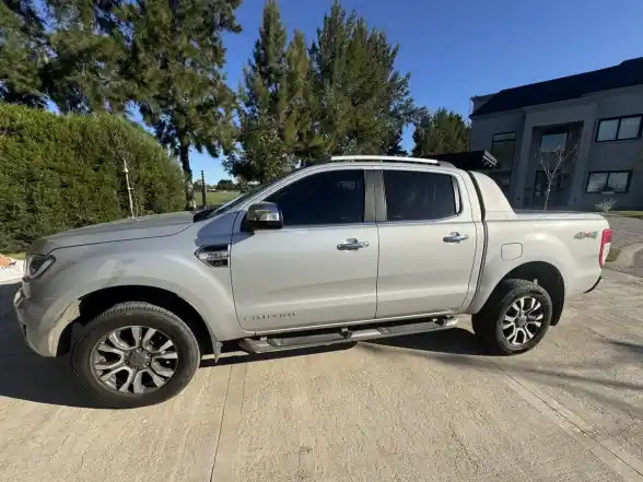 Ford Ranger 3.2 Cd Limited Tdci 200Cv Automática 2023 - foto 5