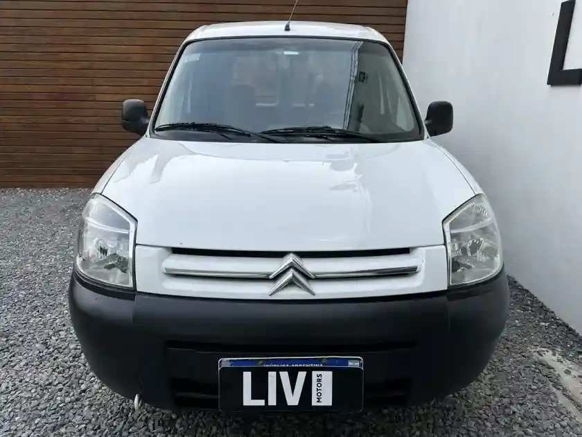 Citroën Berlingo Furgon 1.6 Hdi 92 Bussines 2022 - foto 4