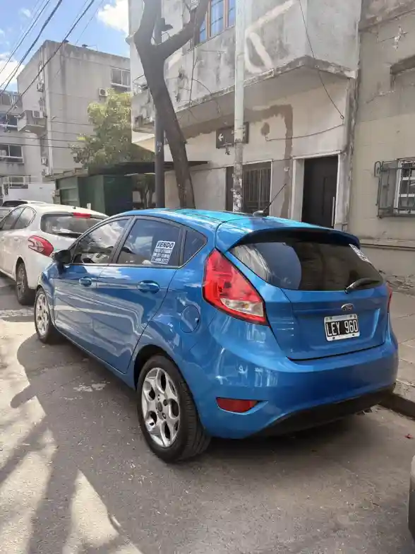Ford Fiesta Kinetic 1.6 Design 120Cv Titanium 2012 - foto 2