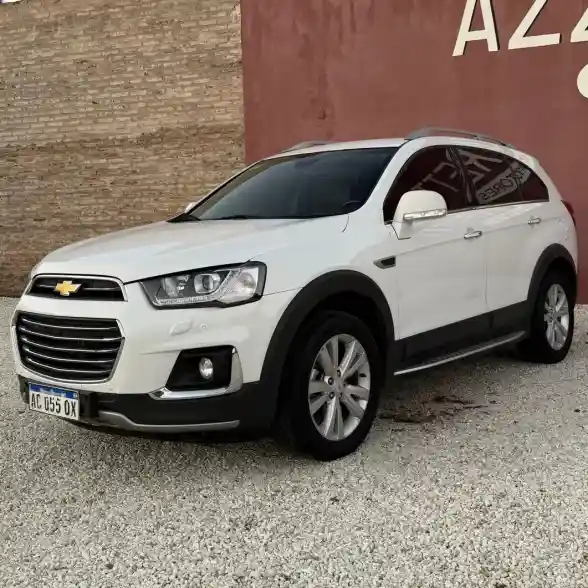Chevrolet Captiva 2018 - foto 1