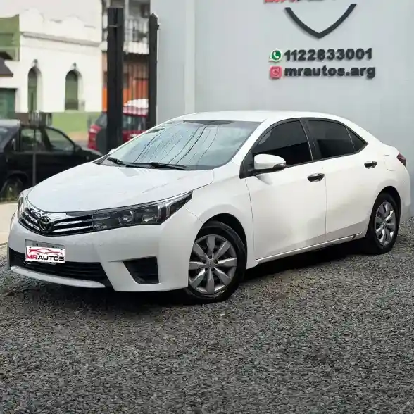 Toyota Corolla 2015 - foto 1