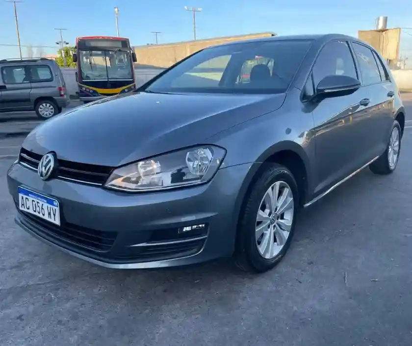 Volkswagen Golf 1.4 Comfortline Tsi 2017 - foto 1