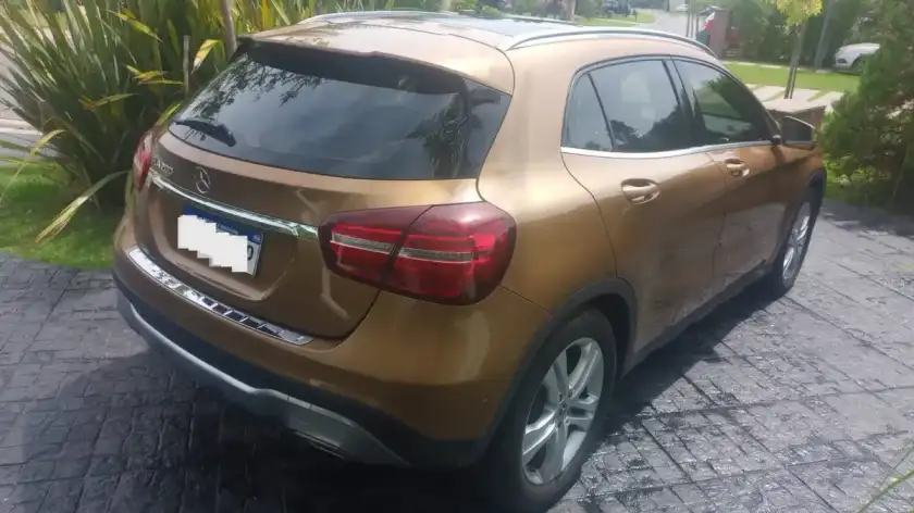 Mercedes-Benz Clase Gla 1.6 Gla200 Urban 156Cv 2018 - foto 3