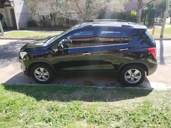 Chevrolet Tracker 1.8 Ltz Fwd Mt 140Cv 2016 - foto 2