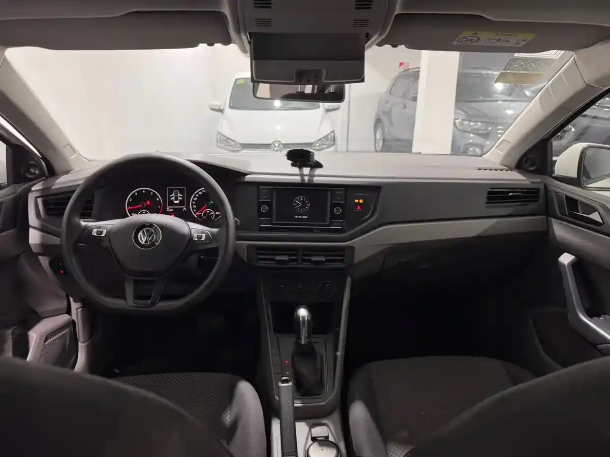 Volkswagen Polo 1.6 Msi Trendline At 2018 - foto 5