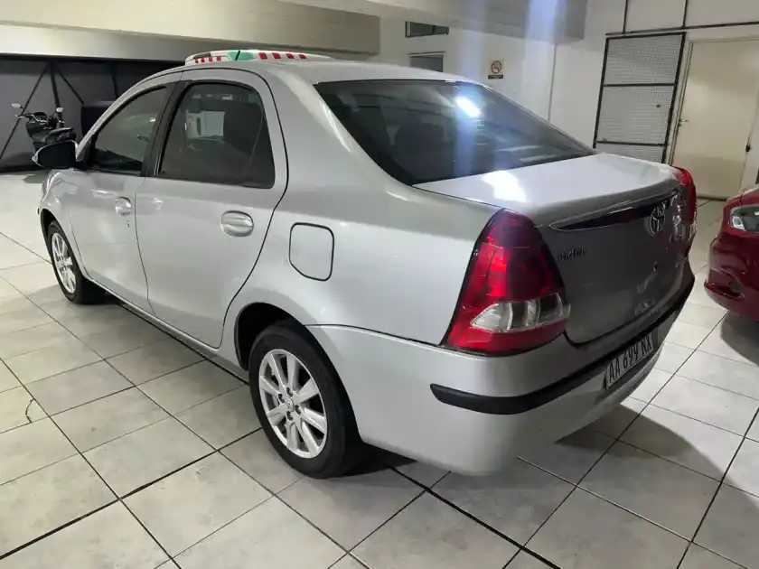 Toyota Etios 1.5 Sedan Xls 2016 - foto 3