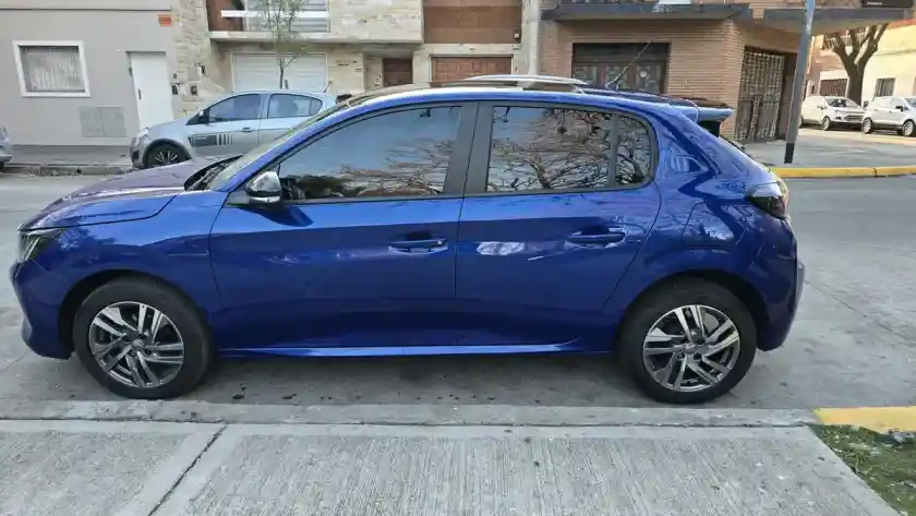 Peugeot 208 1.6 Feline Tiptronic 2022 - foto 2