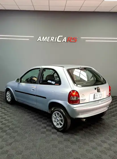 Chevrolet Corsa Classic 1.6 Gl Aa 3P 2008 - foto 3