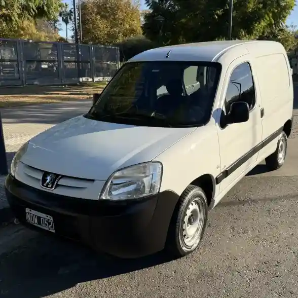 Peugeot Partner Furgon 2014 - foto 1