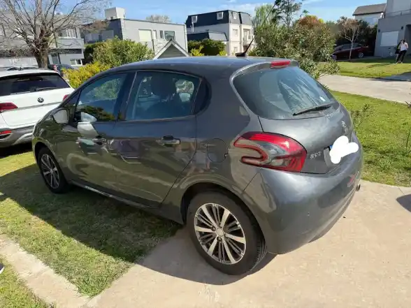 Peugeot 208 1.6 Feline 2019 - foto 2
