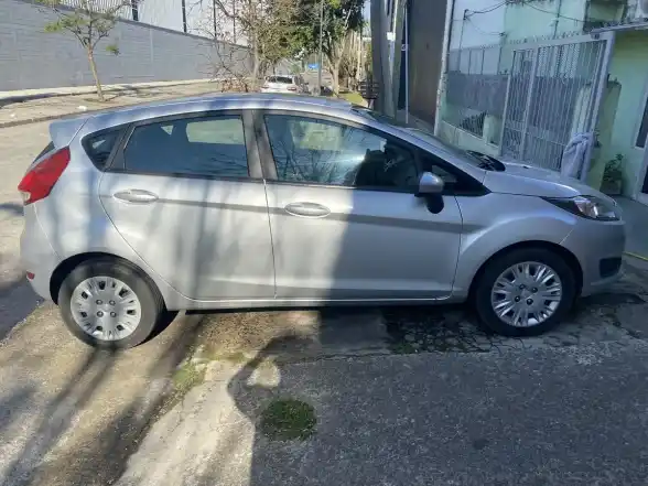 Ford Fiesta Kinetic 1.6 S 120Cv 2016 - foto 3