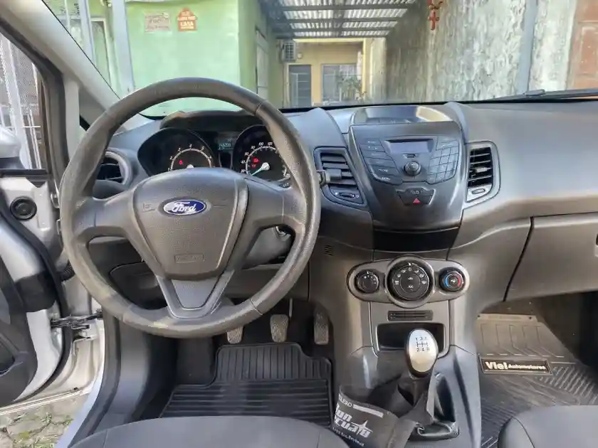 Ford Fiesta Kinetic 1.6 S 120Cv 2016 - foto 4