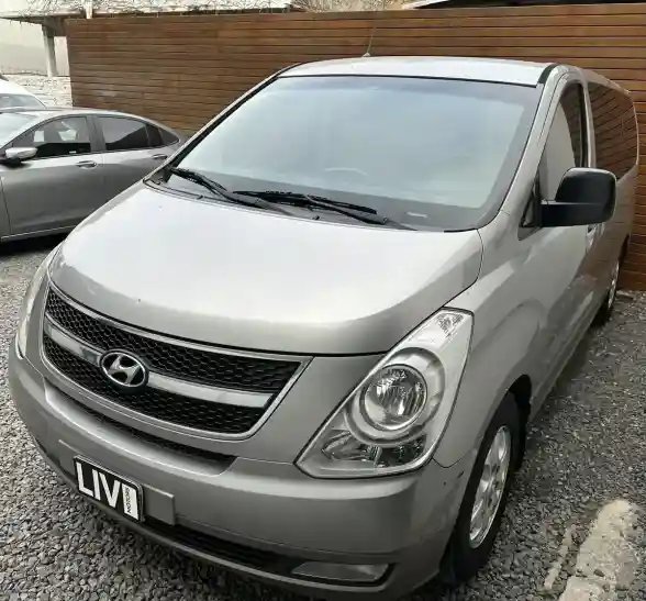 Hyundai H1 2.5 Full Premium 12 Pas At 2015 - foto 2