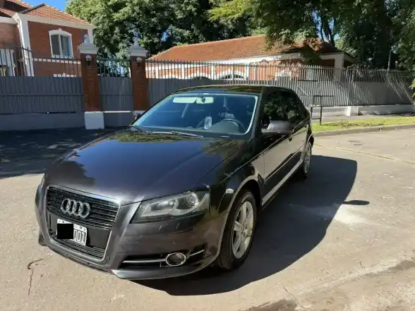 Audi A3 Sportback 2011 - foto 1