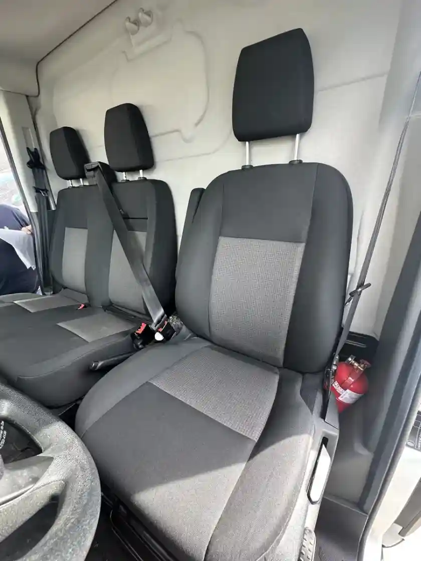 Ford Transit 2.2 Furgón 350 Largo Te Techo Elevado 2022 - foto 3