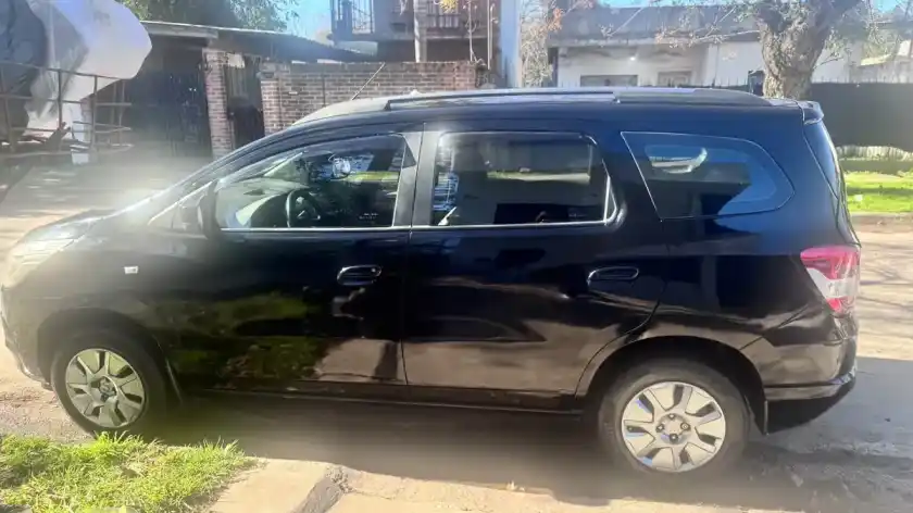 Chevrolet Spin 1.8 Lt 5As 105Cv 2012 - foto 3
