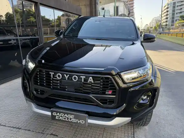 Toyota Hilux 2.8 Cd Gr Sport 4X4 At 2025 - foto 4