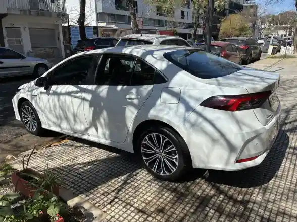 Toyota Corolla 1.8 Hev Seg Ecvt 2021 - foto 2