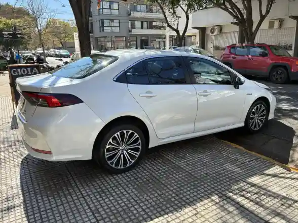 Toyota Corolla 1.8 Hev Seg Ecvt 2021 - foto 4