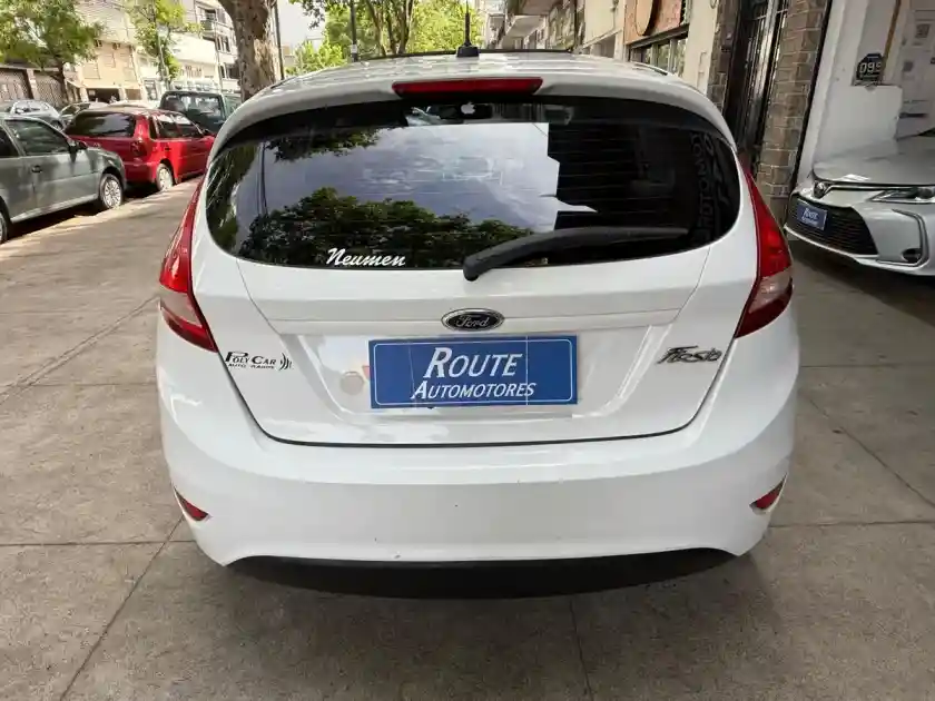 Ford Fiesta Kinetic 1.6 Design 120Cv Titanium 2013 - foto 4