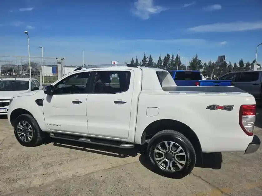 Ford Ranger 3.2 Cd Limited Tdci 200Cv Automática 2023 - foto 3