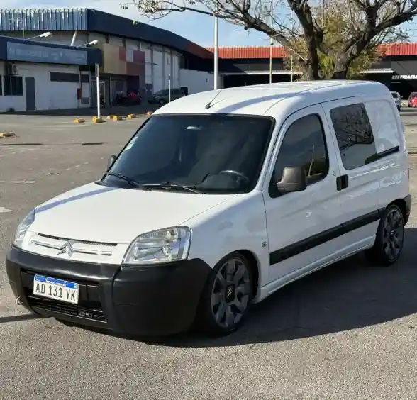 Citroën Berlingo 2018 - foto 1