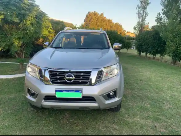 Nissan Frontier 2.3 Le Cd 4X4 At 2019 - foto 2