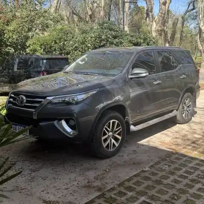 Toyota Sw4 2.8 Srx 177Cv 4X4 7As 2017 - foto 1