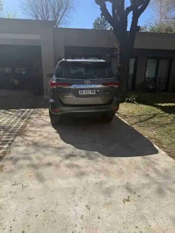 Toyota Sw4 2.8 Srx 177Cv 4X4 7As 2017 - foto 2