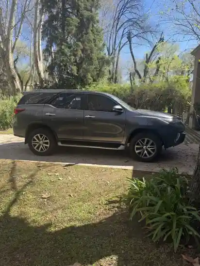 Toyota Sw4 2.8 Srx 177Cv 4X4 7As 2017 - foto 4
