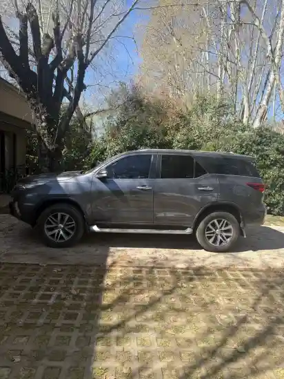 Toyota Sw4 2.8 Srx 177Cv 4X4 7As 2017 - foto 5