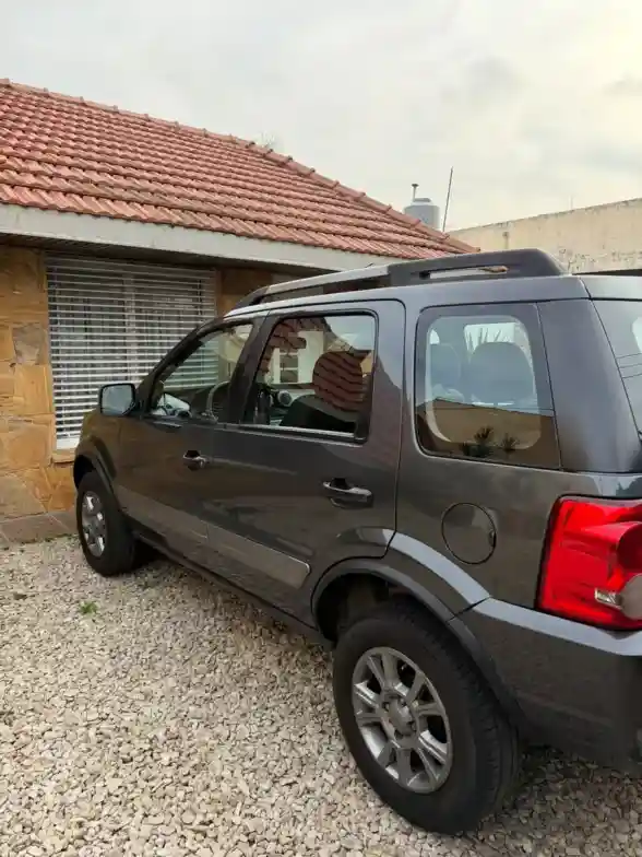 Ford Ecosport 1.6 My10 Freestyle 4X2 2011 - foto 2