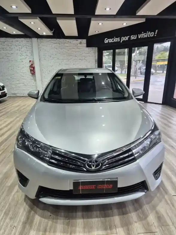 Toyota Corolla 1.8 Xli Mt 140Cv 2016 - foto 2