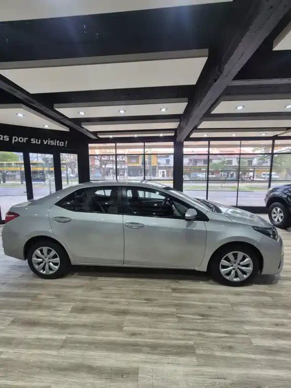 Toyota Corolla 1.8 Xli Mt 140Cv 2016 - foto 4